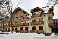 Apartment mit Terrasse