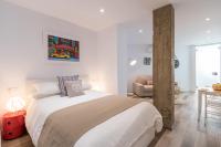 Monolocale con Divano-Letto