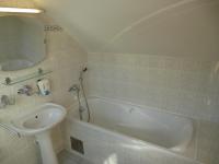 Triple Room with Bath