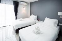 Twin Room with Balcony