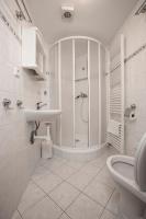 Familienzimmer mit Bad