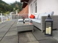 Two-Bedroom Apartment with Lake View