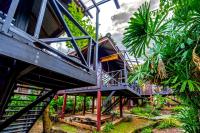 Fruit Tree Lodge - Bed and Breakfast