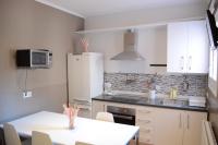 Three-Bedroom Apartment - Mare de Deu del Remei Street, 23 