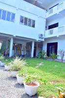 Cheeky Monkey Surf Camp - Ferienwohnung Weligama