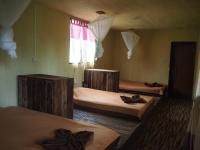 Lit Simple en Dortoir