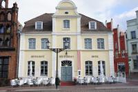 B&B Wismar - Hotel Reuterhaus Wismar - Bed and Breakfast Wismar