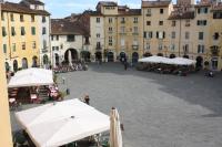 Micheli Suite Anfiteatro Square - Chambres d’hôtes Lucques