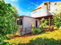 House Snjezana 1379 - B&B Pula