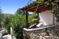 Villa Maraki - Bed and Breakfast