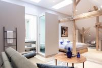 Deluxe Maisonette