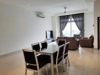 Executive 3 Bedroom Apartment with Private Pool B