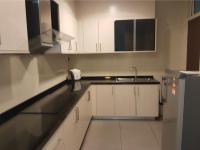 3 Bedroom Apartment - 1 King Bed, 1 Queen Bed & 1 Single Bed - Room Only