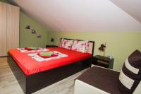 Deluxe Double Room with Shared Bathroom (2 Adults + 1 Child)