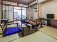 Japanese-Style Family Room - River View - Non-Smoking