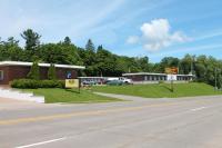 Budget Host Crestview Inn - B&B