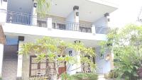 Koming Guest House - B&B Canggu