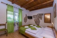 Quadruple Room with Shared Balcony