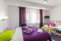 Studio (2 Adults)