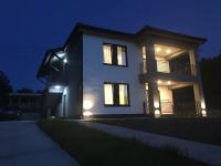 EdanApartments - Bed and Breakfast Tohanu Nou