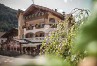 B&B Lutago - Hotel Garni Schneider - Bed and Breakfast Lutago