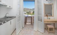 Studio mit Balkon