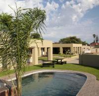 B&B Otjiwarongo - Hadassa Guest House - Bed and Breakfast Otjiwarongo