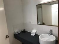 Suite met Queensize Bed en Slaapbank