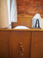 Tweepersoonskamer met 2 Aparte Bedden en Eigen Badkamer