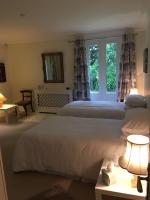 Zweibettzimmer mit eigenem Bad