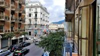 Salerno Centraal Apartment - Bed and Breakfast