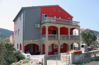 Apartment Vinisce 4886b, Apartments - Vinišće
