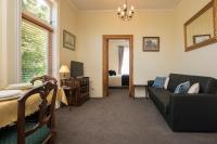 Superior One-Bedroom Apartment - Sir Joseph Banks