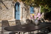Bratis Holiday Home - B&B