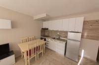 Apartment mit 1 Schlafzimmer und Fenster