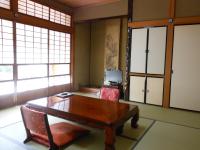 Japanese-Style Twin Room