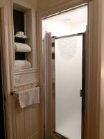 Queen Room with Private Bathroom