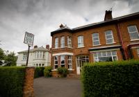B&B Belfast - Somerton House Rooms Only - Bed and Breakfast Belfast