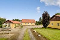 Smidstrupvej 3 - The Lodge - B&B