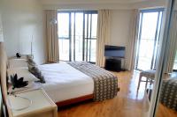 Sea View Two Bedroom Apartment (Free WIFI access)