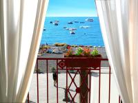 Villa Costanzo beachfront air conditioning and free wi-fi - Chambres d’hôtes Positano