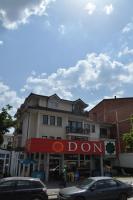 Deluxe Three-Bedroom Apartment with Spa Bath