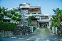 Mountain Homestay 6-8人包棟民宿 - Bed and Breakfast Xinhua