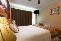 Queen Room with Pool View