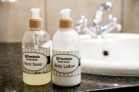 Pool Area Queen And Cot Room