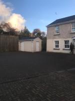 2 Laurel Court - B&B