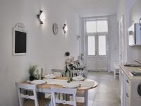 Shabby Chic Budapest | Apartment