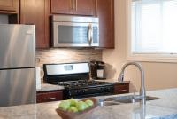 Calm & Well-Equipped 2BR Chicago Apartment - Central Cozy - B&B Dunning