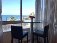 Gordon Beach Apartments - B&B