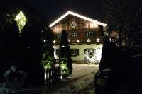 Forest Chalet, all famous ski areas around us, 15 min to city of salzburg, mountainview, panorama sauna, bath whirlpool, fire pit in garden up to 10 p - Chambres d'hôtes Golling an der Salzach